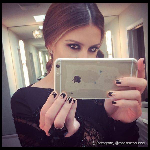 Em seu Instagram, a jornalista mostrou sua nail art feita especialmente para o Grammy 2015